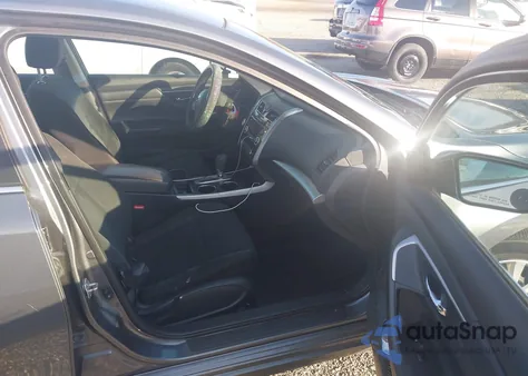 2015 Nissan Altima 2.5 S из США, поврежденный, VIN 1N4AL3AP4FC458694